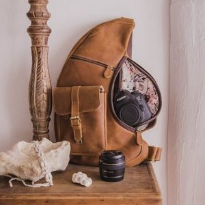 House of flynn camera sling bag